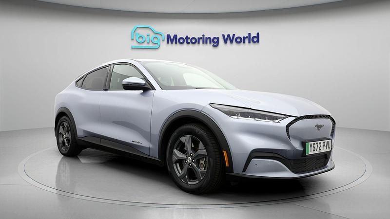 Used 2022 Ford Mustang Mach-E Standard Range SUV | £20,300 (Good price) - Image 1/4