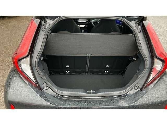 Used Toyota Aygo X 72 HP (52 kW) 2022 Blue SUV