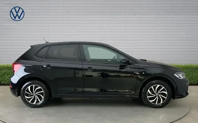 Used VW Polo Life 95 HP (69 kW) 2026 Hatchback