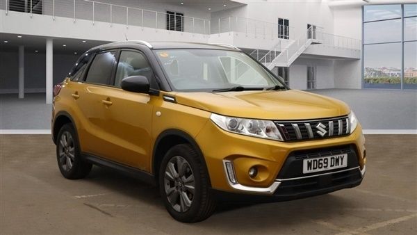 Solar yellow metallic Used 2019 Suzuki Vitara SZ-T SUV | £10,400 (Fair price) - Image 1/1