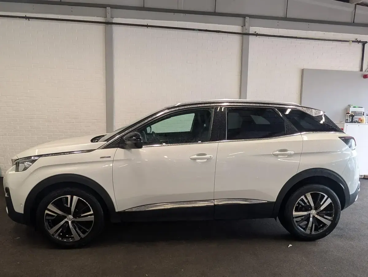 Used Peugeot 3008 GT-line 2018 White SUV