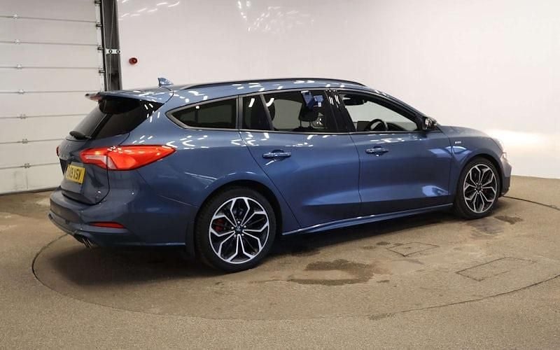 Used Ford Focus ST-Line X 150 HP (110 kW) 2019 Blue Estate