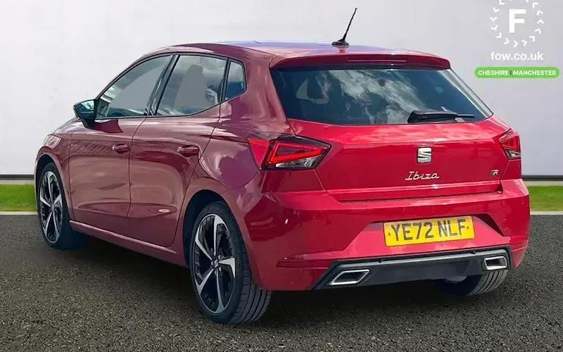 Usado Seat Ibiza FR Sport 110 HP (80 kW) 2022 Vermelho Citadino