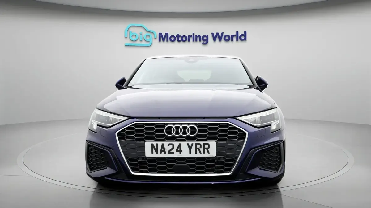 Used Audi A3 S-Line 148 HP (108 kW) 2024 Blue Hatchback