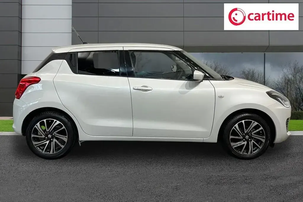 Used Suzuki Swift SZ-L 83 HP (61 kW) 2021 White Hatchback