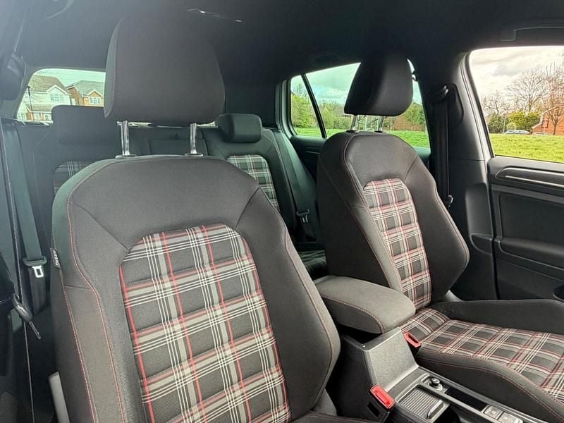 Used VW Golf VII GTI 2017 White Hatchback