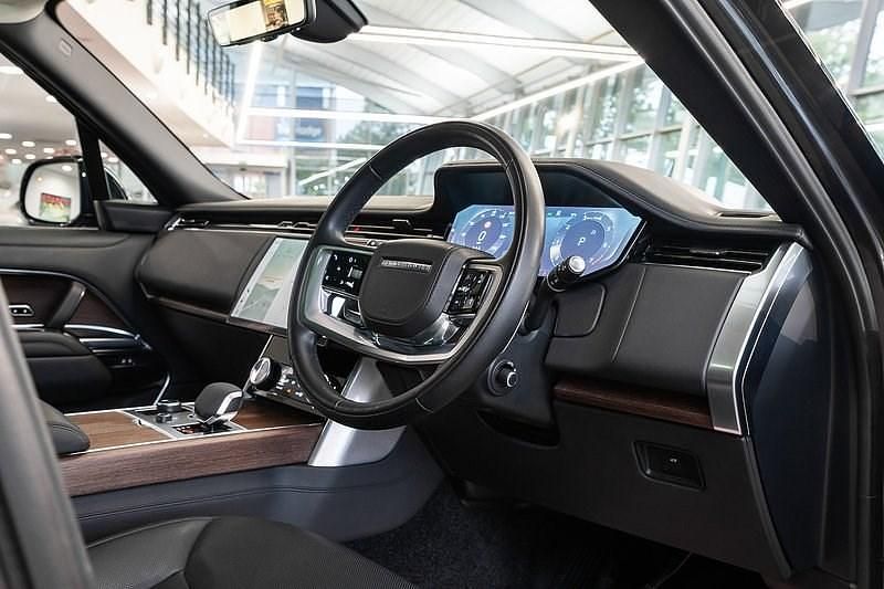 Begagnad Land Rover Range Rover Autobiography 2023 Grå SUV