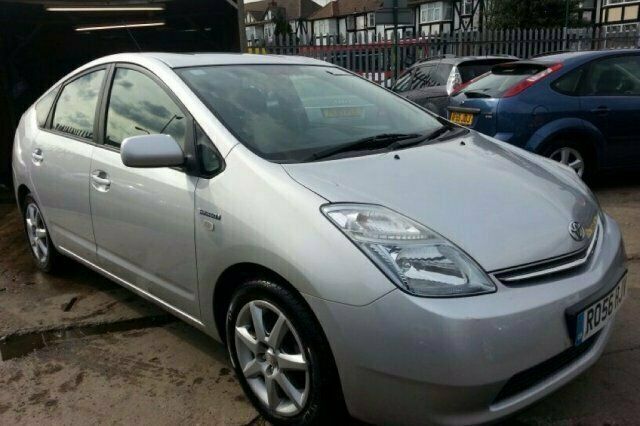 Used 2006 Toyota Prius Hatchback | £5,000 (Expensive) - Image 1/4