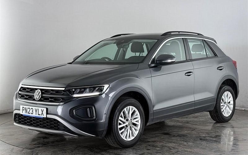Used VW T-Roc Life 110 HP (80 kW) 2023 Grey SUV