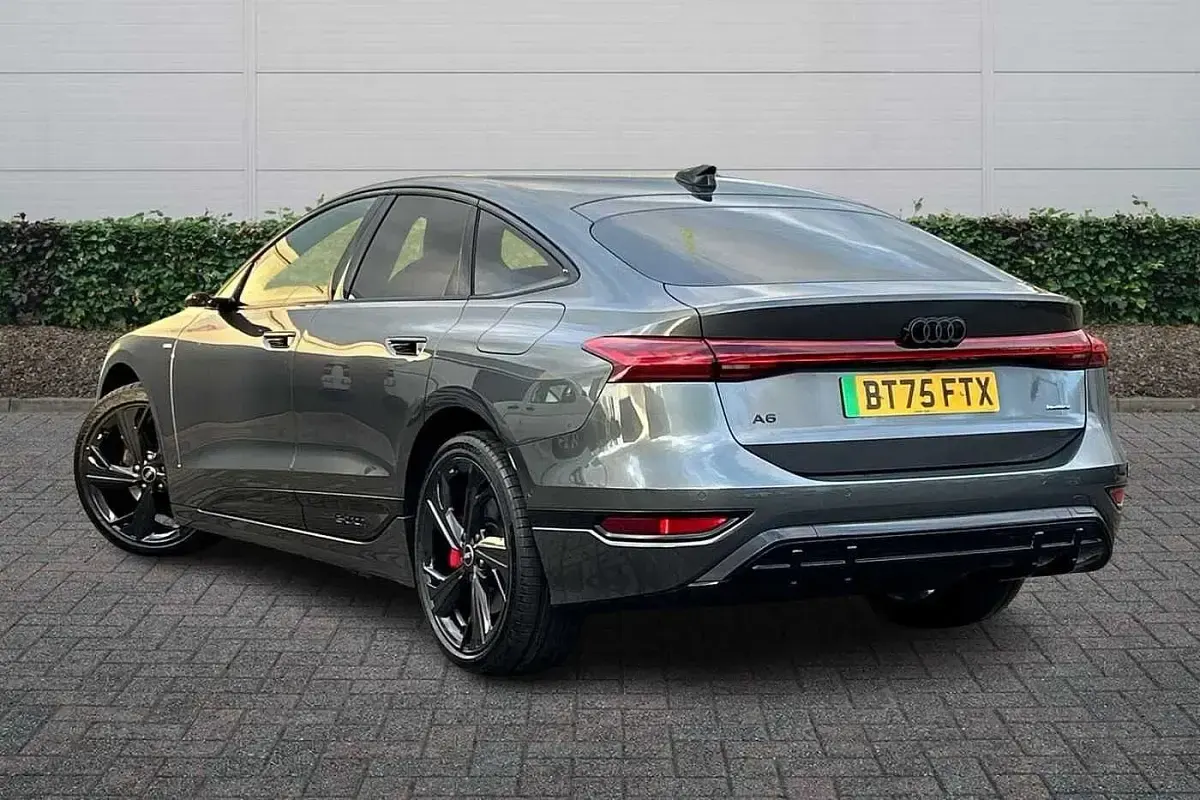 Used Audi A6 e-tron Comfort 314 kW (428 HP) 2025 Grey Estate