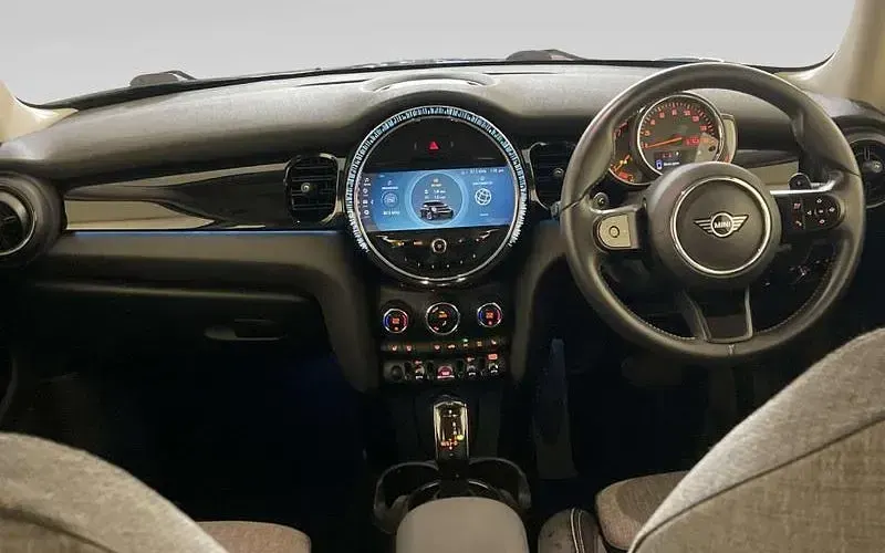 Used Mini Cooper S Classic 178 HP (130 kW) 2022 Blue Hatchback