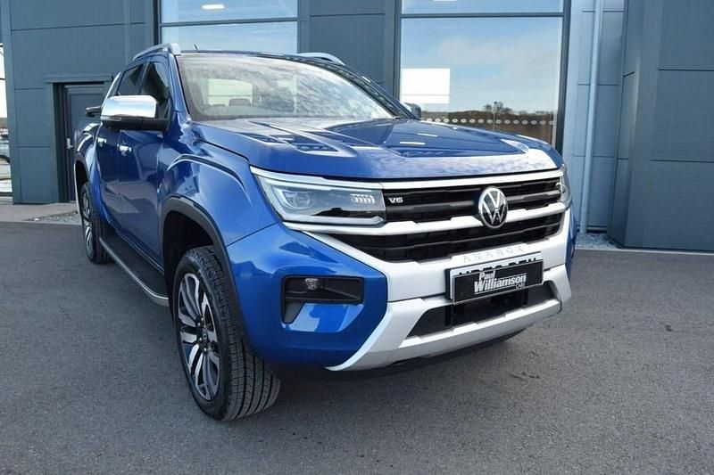 Begagnad VW Amarok Aventura 2023 Blå Pickup