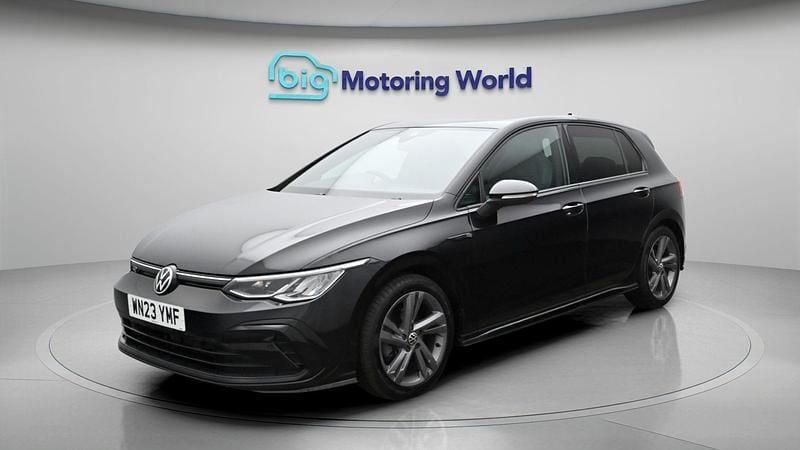 Used VW Golf VIII R-line 148 HP (108 kW) 2023
