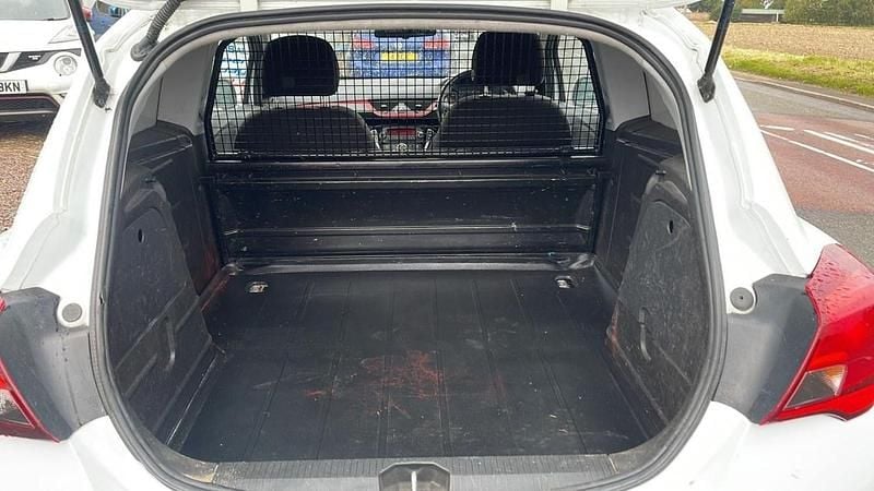 Used Vauxhall Corsa Sportive 2017 White Hatchback