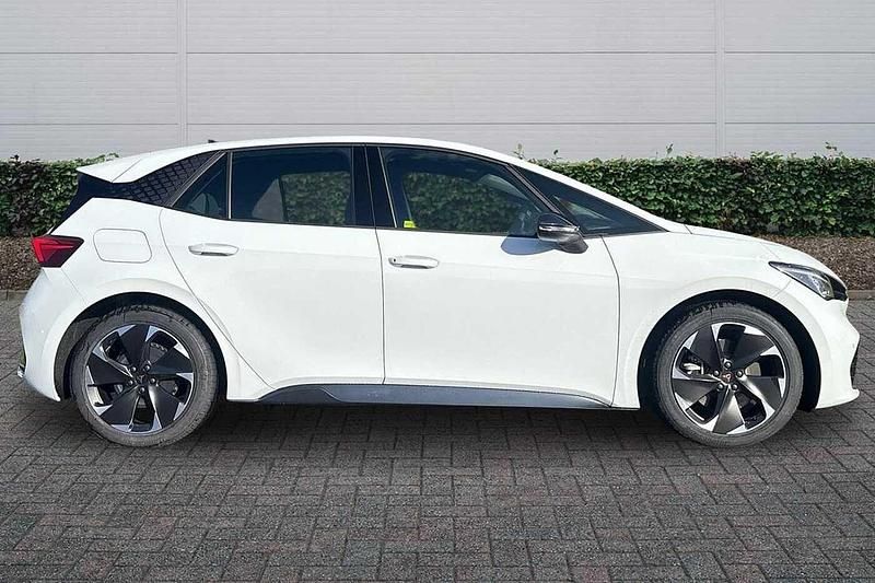Ny Cupra Born e-Boost 169 kW (231 HK) 2026 Vit Halvkombi