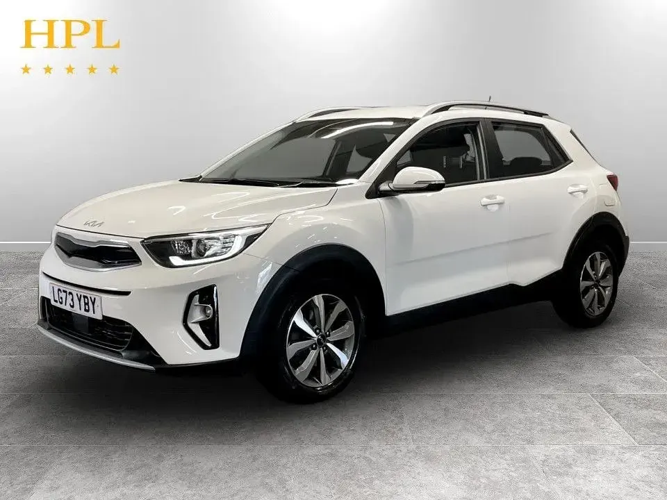 Used Kia Stonic 100 HP (73 kW) 2023 White SUV