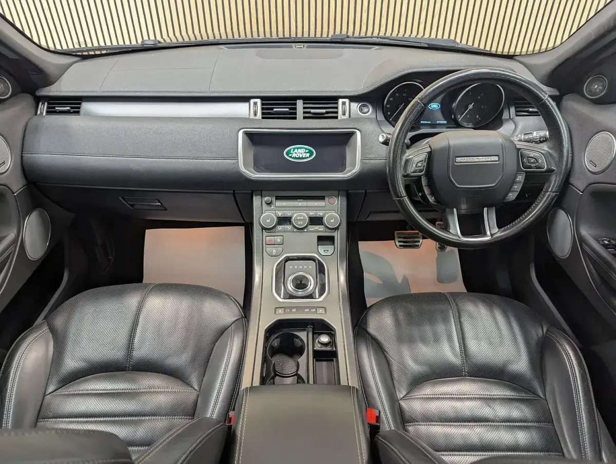 Used Land Rover Range Rover evoque HSE Dynamic 2018 Black Estate