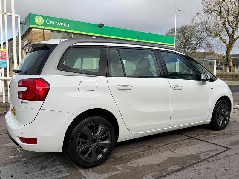 Used Citroën Grand C4 Picasso Exclusive 2015 White MPV