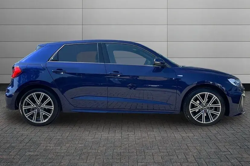 Used Audi A1 Sportback S-Line 114 HP (83 kW) 2026 Navarra blue Hatchback