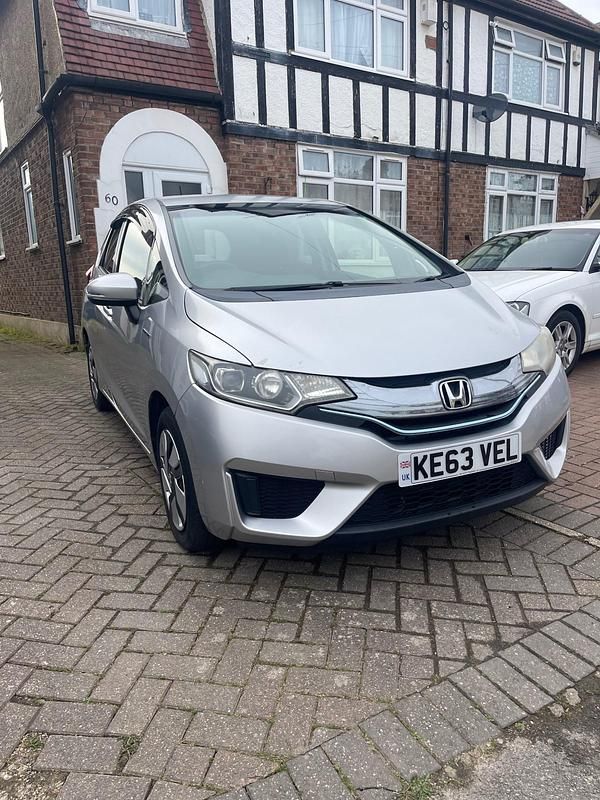 Used Honda Jazz Hybrid 122 HP (89 kW) 2026 Silver Hatchback