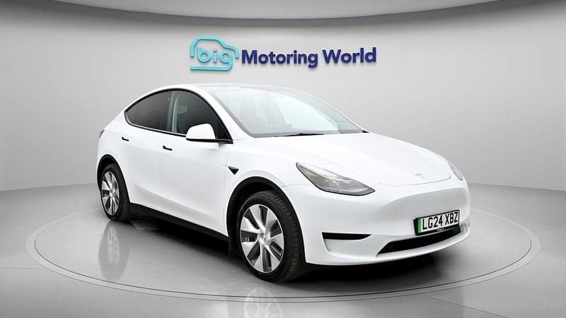 Used Tesla Model Y RWD 219 kW (299 HP) 2024 White SUV