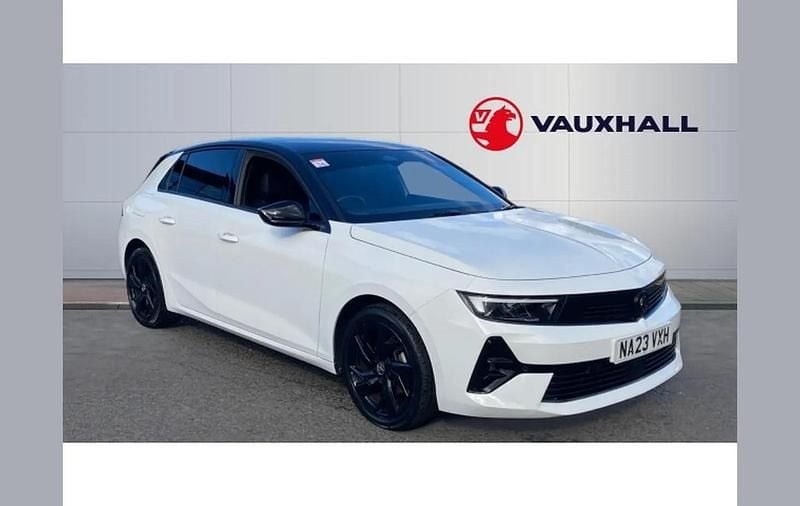 White Used 2023 Vauxhall Astra Hatchback | £17,471 (Fair price) - Image 1/4