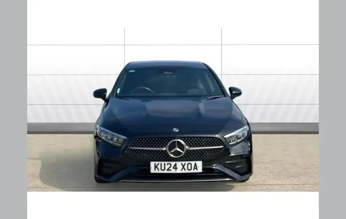 Used Mercedes A180 Executive 134 HP (98 kW) 2024 Black Hatchback