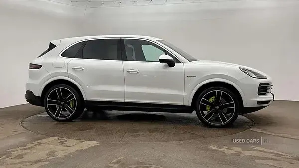 Usado Porsche Cayenne 2023 Branco SUV