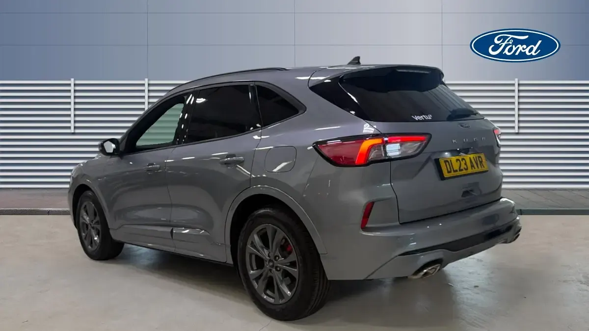Used Ford Kuga ST-Line 150 HP (110 kW) 2023 Silver SUV