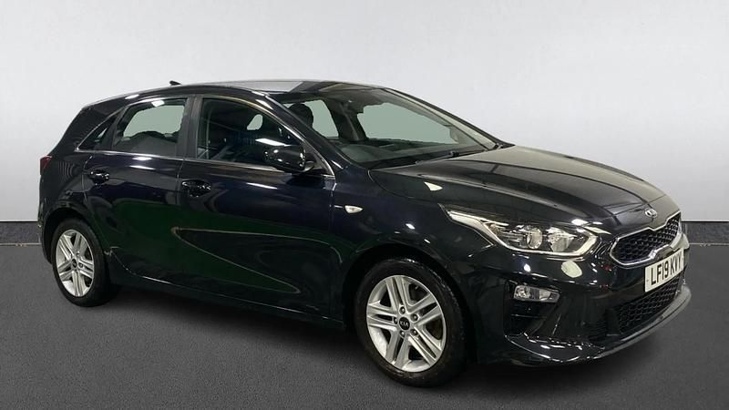 Used Kia Ceed 118 HP (86 kW) 2019 Black Hatchback