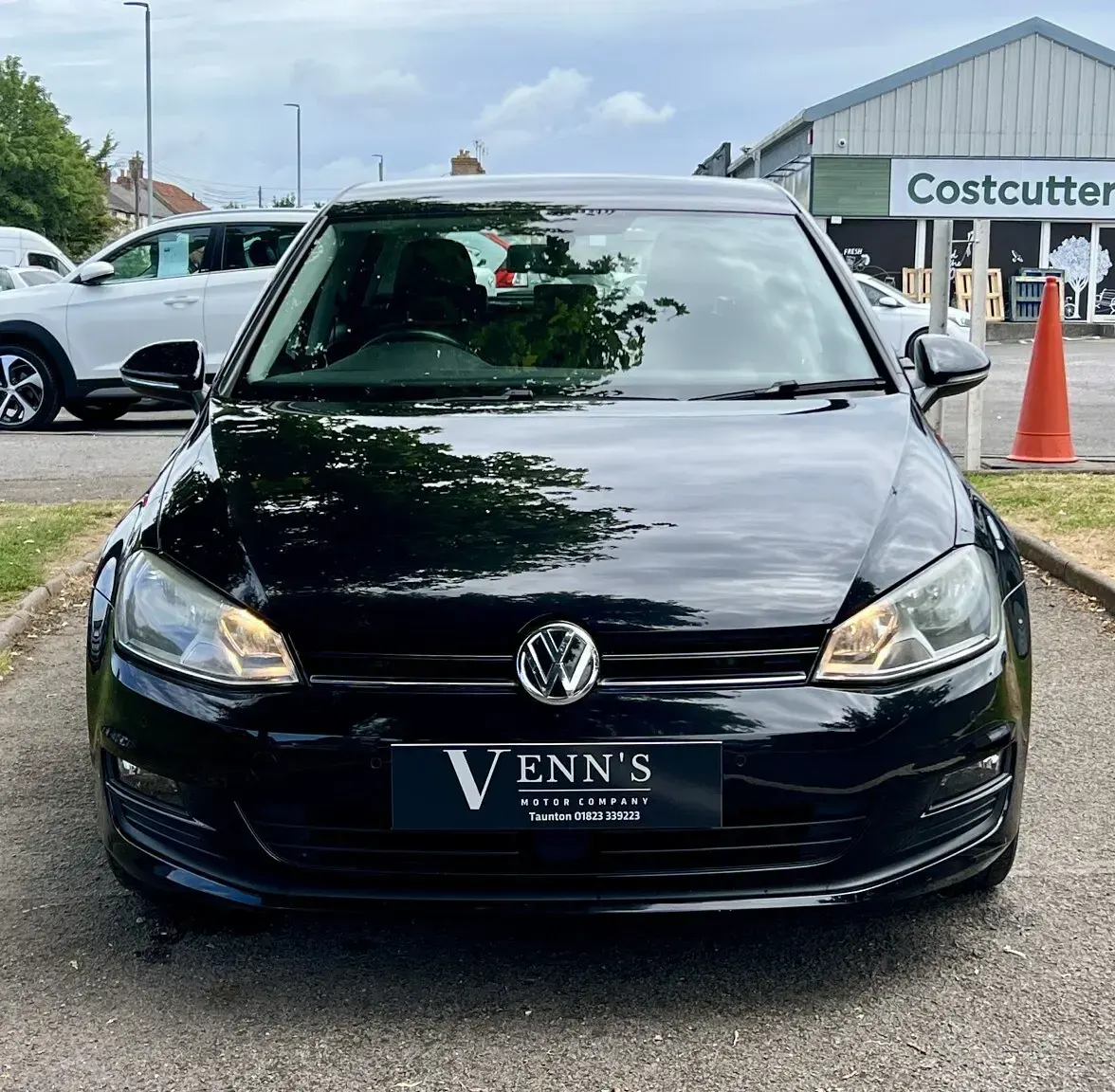 Used VW Golf VII Match 105 HP (77 kW) 2015 Black Hatchback
