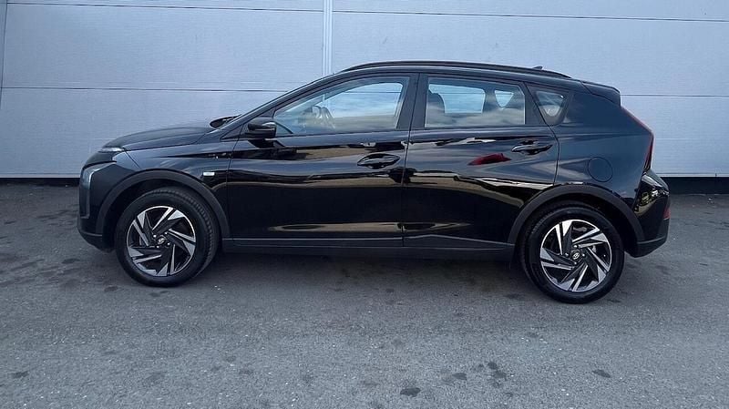 Black Used 2024 Hyundai Bayon SE SUV | £15,995 (Fair price) - Image 1/4