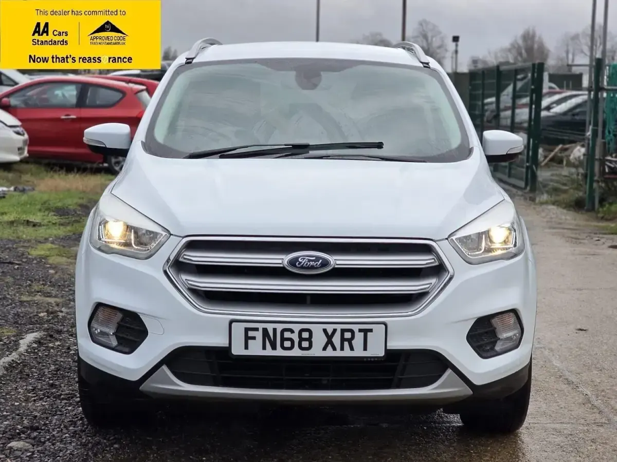 Used Ford Kuga Titanium 180 HP (132 kW) 2018 White SUV
