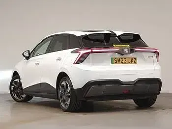 Usado MG MG4 EV Trophy 149 kW (203 HP) 2023 Branco Citadino