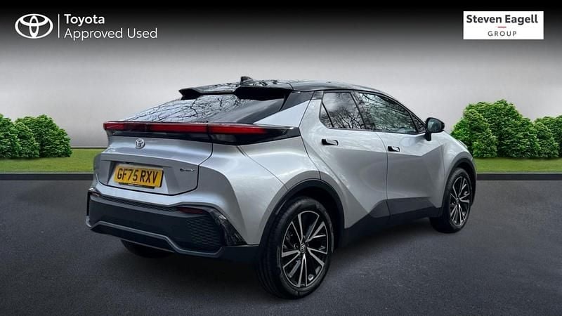 New Toyota C-HR 2026 Silver SUV
