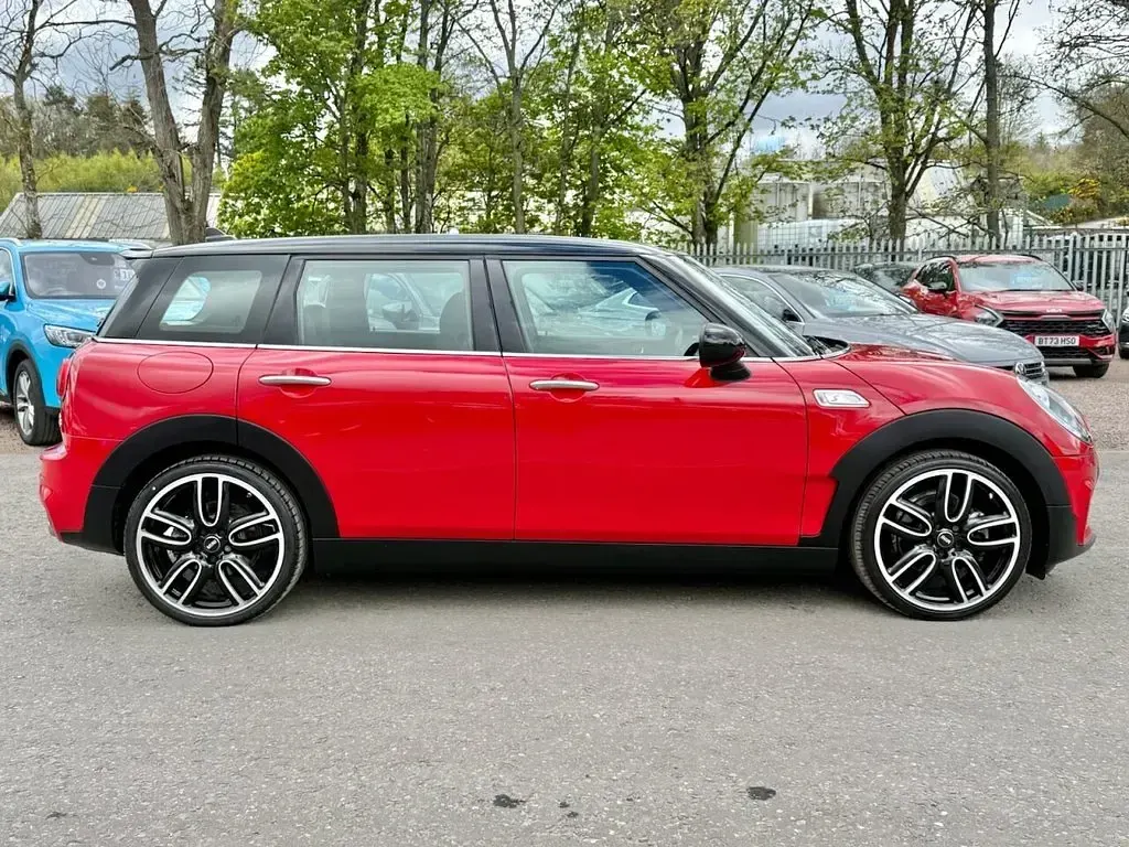 Used Mini Cooper Clubman Sport 192 HP (141 kW) 2019 Red Estate