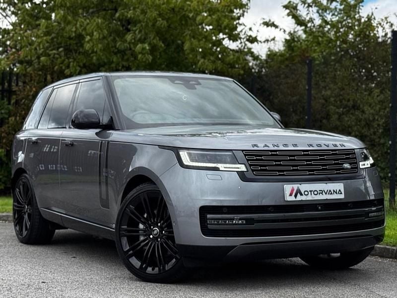 Grey Used 2022 Land Rover Range Rover SE SUV | £73,995 (Fair price) - Image 1/4