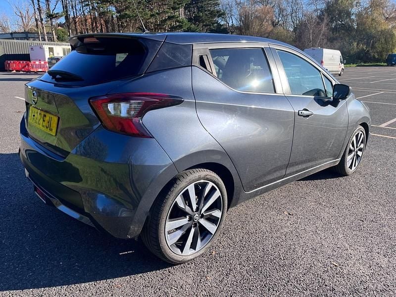 Begagnad Nissan Micra Tekna 92 HK (67 kW) 2022 Grå Halvkombi