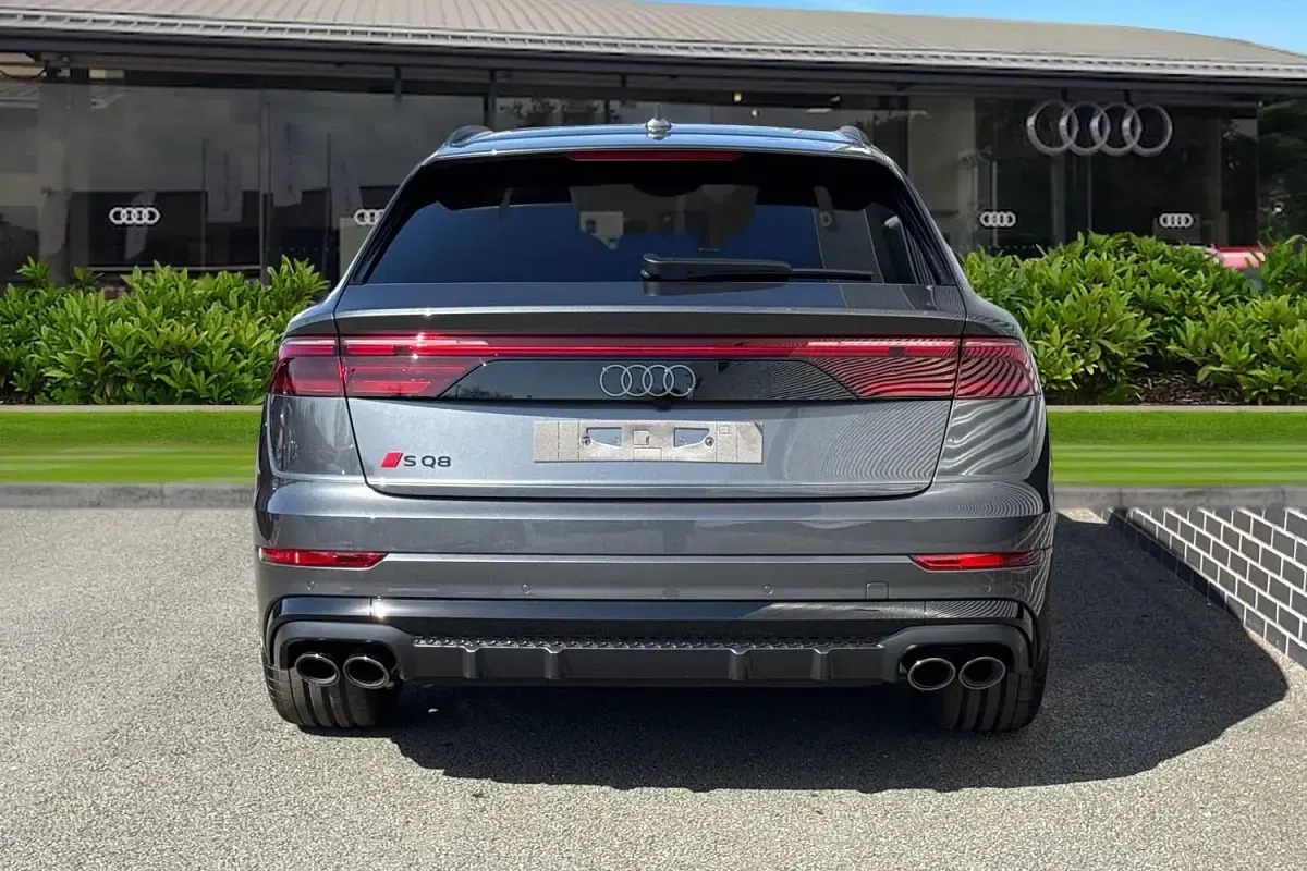 Ny Audi SQ8 Black Edition 507 HK (372 kW) 2026 Grå SUV