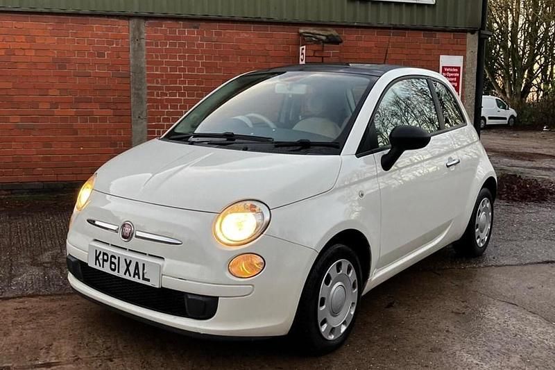 White Used 2011 Fiat 500 Pop Hatchback | £2,695 (Good price) - Image 1/1