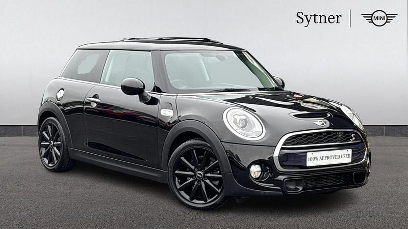 Black Used 2016 Mini Cooper S Hatch Hatchback | £13,500 (A bit pricey) - Image 1/4