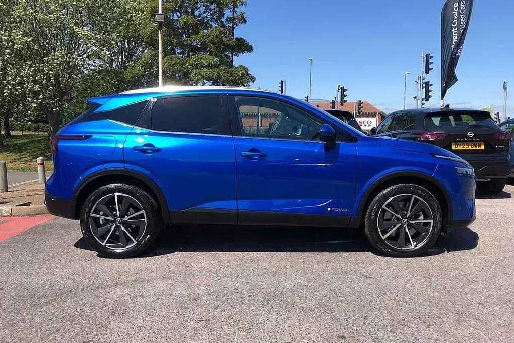 Used Nissan Qashqai Tekna 190 HP (139 kW) 2023 Blue SUV
