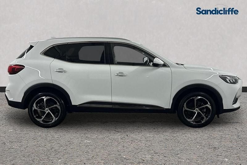 Used MG HS Trophy 162 HP (119 kW) 2023 Solid  white pearl SUV