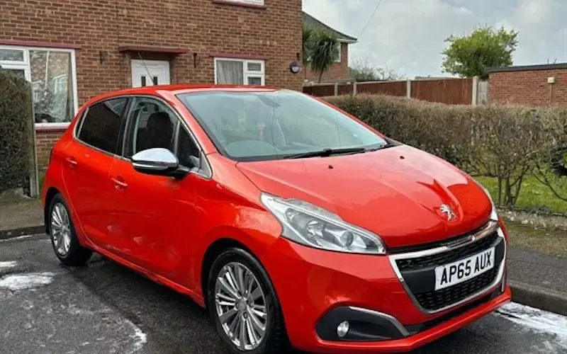 Used Peugeot 208 Allure 110 HP (80 kW) 2018 Hatchback