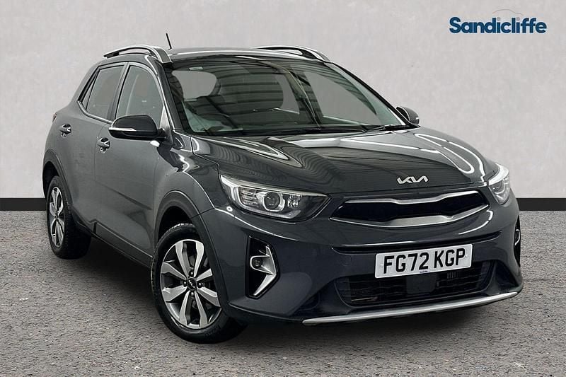 Grey Used 2022 Kia Stonic SUV | £12,770 (Good price) - Image 1/4