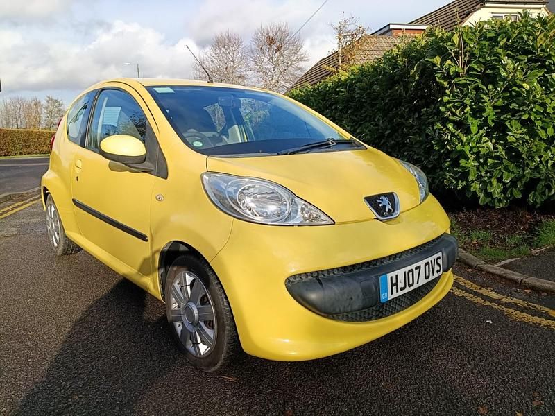 Yellow Used 2007 Peugeot 107 Hatchback | £1,795 (Fair price) - Image 1/4