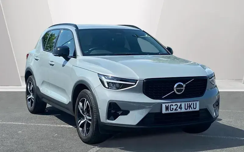 Used Volvo XC40 Plus 163 HP (119 kW) 2024 SUV