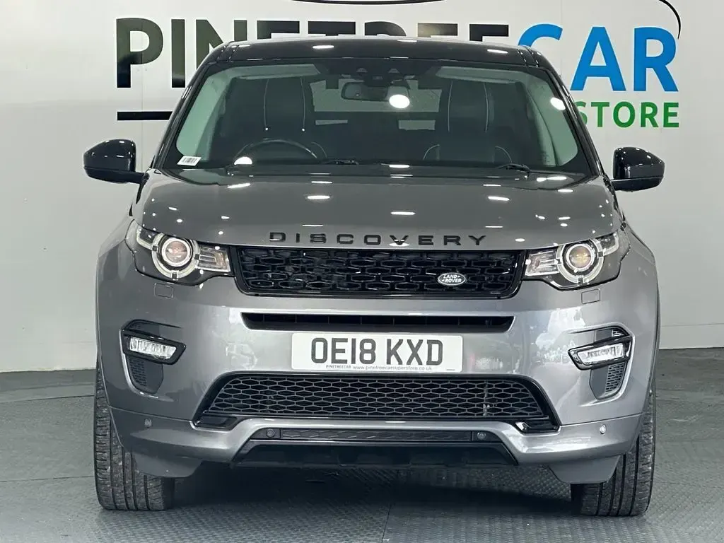 Used Land Rover Discovery 5 HSE Dynamic 240 HP (176 kW) 2018 Silver SUV