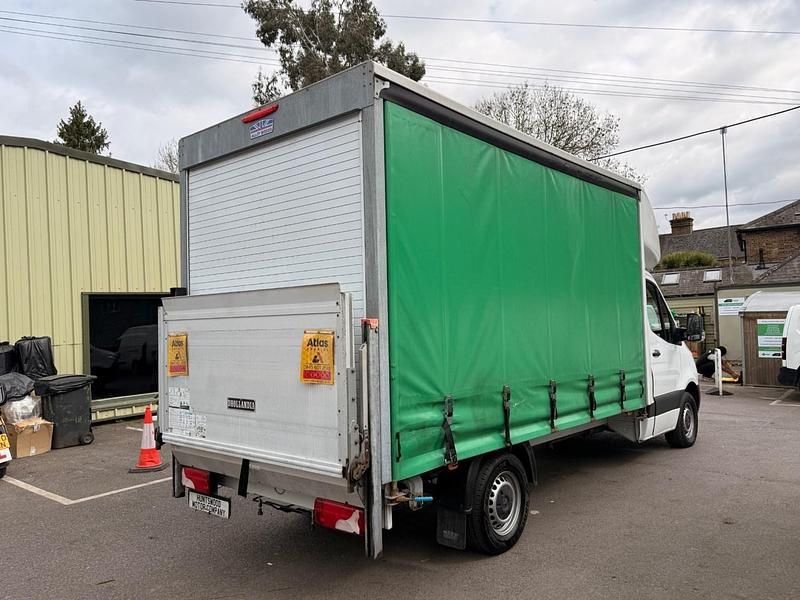 Begagnad Mercedes Sprinter Progressive 2022 Vit Van