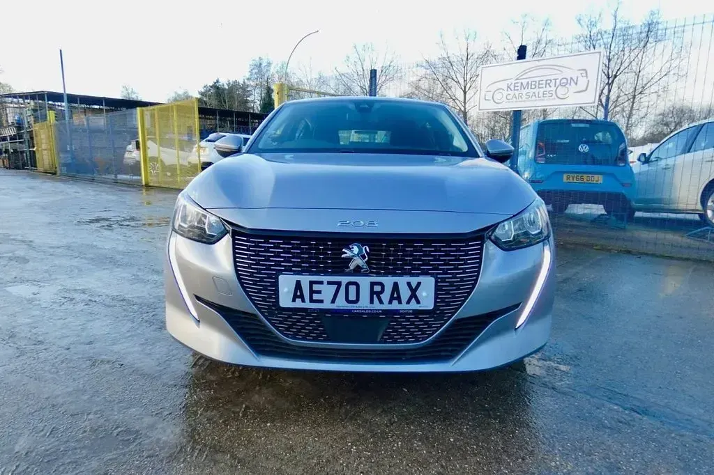 Used Peugeot e-208 Active 100 kW (136 HP) 2020 Grey/grey Hatchback